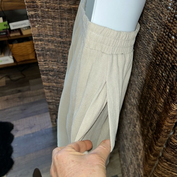 Windy Nest Flare Linen Shorts Sz M NWT - Picture 9 of 11